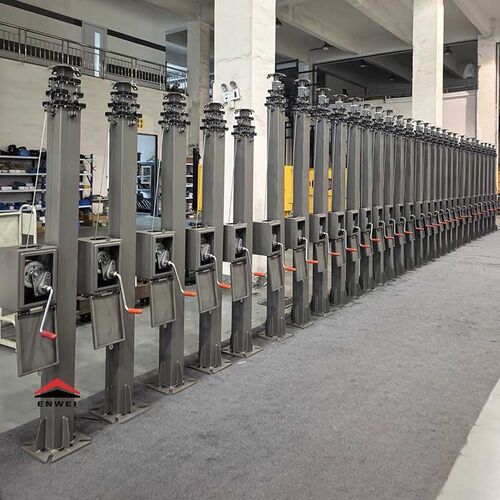 Latest company news about গ্রাহকের জন্য কাস্টমাইজড 6 মিটার এবং 9 মিটার ম্যানুয়াল মাস্টার